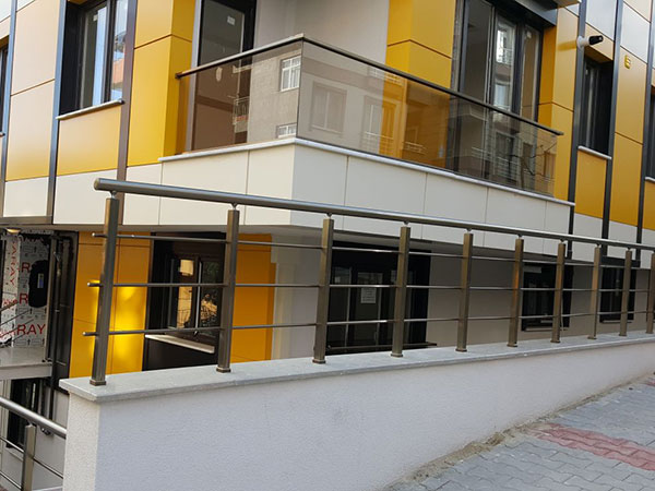 Truks Yapı Alüminyum Küpeşte Sistemleri